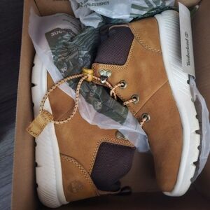 Size 12 kids timberland boots